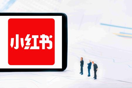 KOLでもKOCでもない、第三の選択肢「KOS」とは？ブランド成長を支える中核戦力